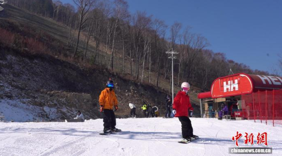 ��ѩ�ۺ����w򞡰�׻�������ʯ���� �z