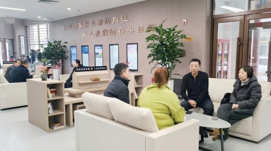 ����ì�ܼm���ҾC�����ġ������ڳɞ�Խ��(l��i)Խ������^(q��)����ă�(y��u)�x��